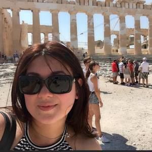 Meet your Posher, Monette